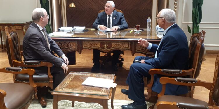 وزير الزراعة