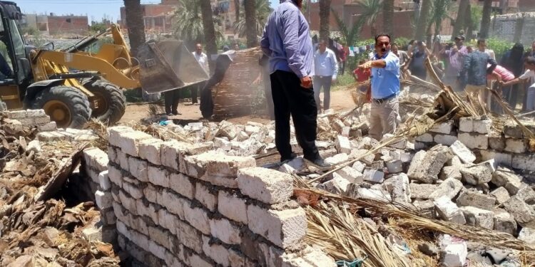 إزالة 9 حالات تعدي على الأرض الزراعية بالفيوم 1 الفيوم