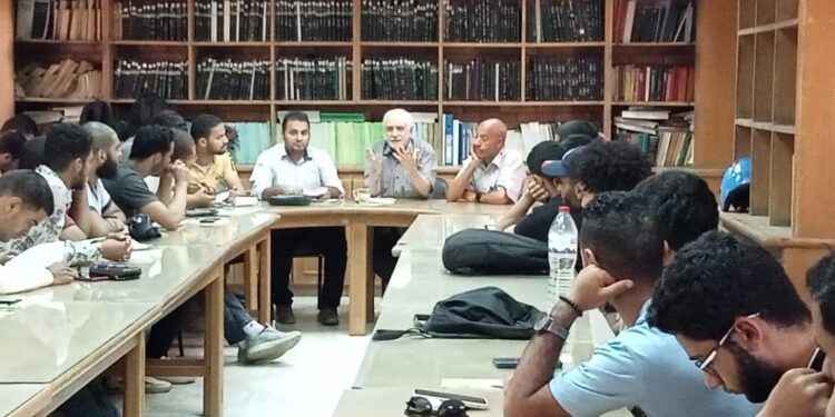 تدريب ١٠٠ طالب من كليات الزراعة المختلفة بمعمل "بحوث الحشائش 1 بحوث الحشائش