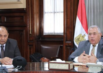 وزير الزراعة يعقد اجتماعا مع مديري مديريات الزراعة والطب البيطري بالمحافظات لمتابعة الأداء في الملفات الهامة  1 وزير الزراعة يعقد اجتماعا مع مديري مديريات الزراعة والطب البيطري بالمحافظات لمتابعة الأداء في الملفات الهامة