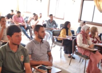 مطبقي المبيدات