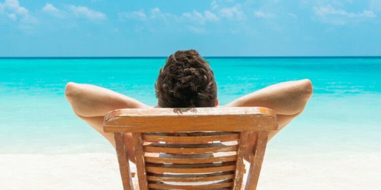 "التان".. حقيقة مخاطر وأضرار "حمام الشمس" وتأثيره على البشرة والجلد 1 التان