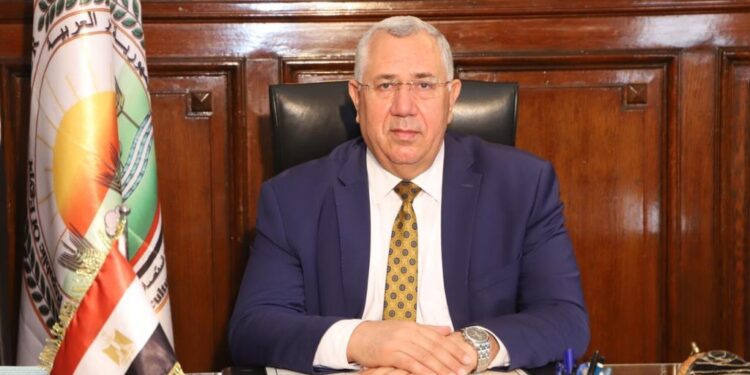 وزير الزراعة