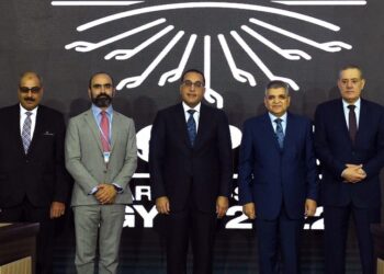 قمة المناخ .. مدبولي يشهد توقيع مذكرة تفاهم بشأن تطوير بحيرة البردويل