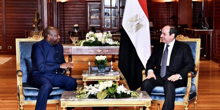 قمة المناخ.. الرئيس السيسي يستقبل رئيس جمهورية بوروندي 1 قمة المناخ