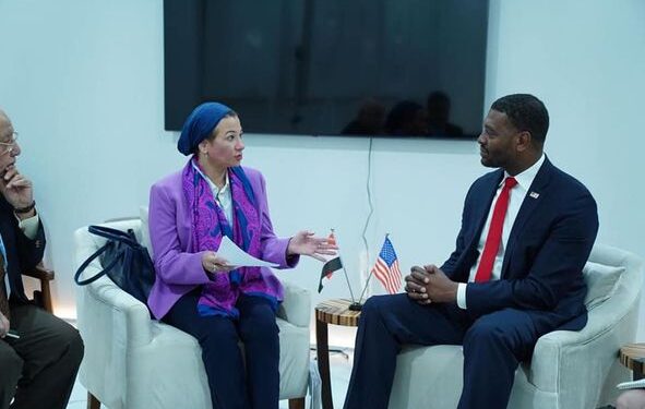 قمة المناخ.. الإعلان عن تعاون مشترك بين الجانبين المصري والأمريكي في مجال حماية البيئة ومكافحة التغيرات المناخية 1 قمة المناخ