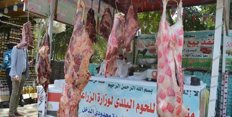 "الزراعة" تواصل ضخ المنتجات والسلع الغذائية بمنافذها بأسعار مخفضة 1 الزراعة