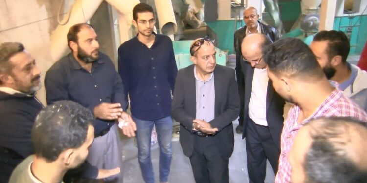 الزراعة والداخلية والتموين يواصلون الحملات الفجائية التفتيشية على مخازن ومصانع الأعلاف 1 الأعلاف