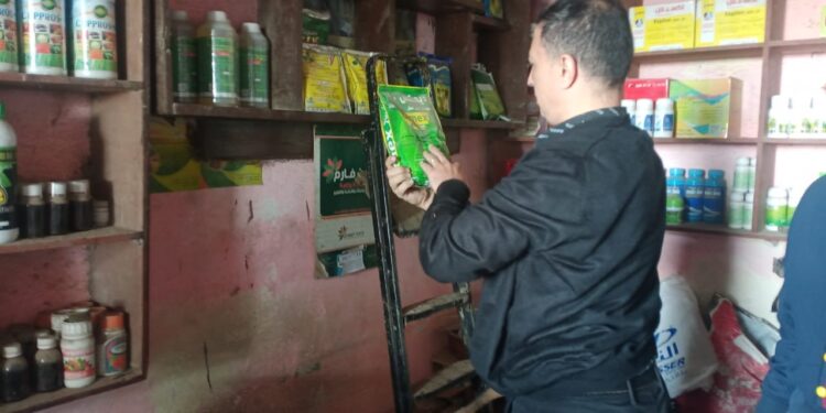 ضبط مبيدات غير مسجلة داخل محل بالعامرية 1 مبيدات