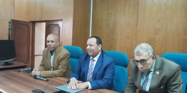 معهد البساتين ينظم ندوة عن كيفية التقدم للترقي في الأبحاث 1 معهد البساتين
