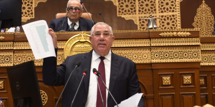 القصير يستعرض أمام الشيوخ جهود إنتاج تقاوي الخضر وزراعة القصب بالشتل وتحديث الري 1 القصير يستعرض أمام الشيوخ جهود إنتاج تقاوي الخضر وزراعة القصب بالشتل وتحديث الري