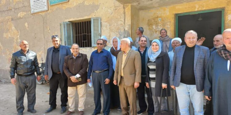 الزراعة تتابع تنفيذ الزراعات التعاقدية وتدقيق مساحات القمح في بنى سويف 1 الزراعات التعاقدية
