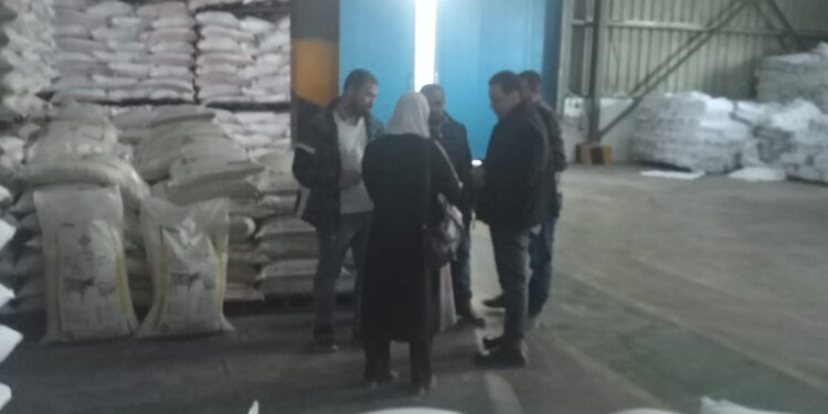 مصانع الأعلاف
