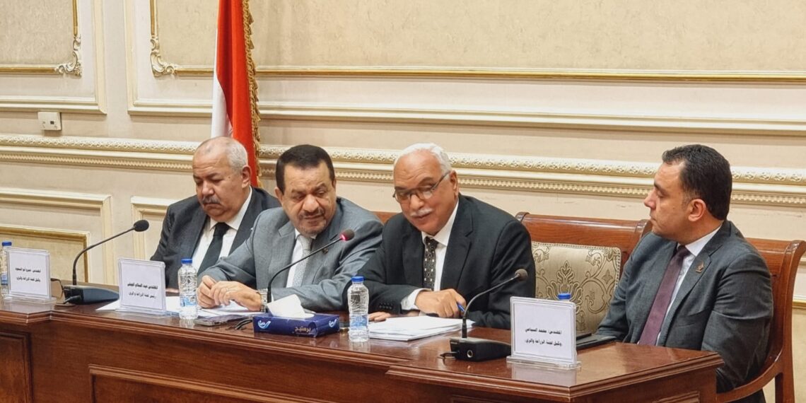 الحكومة تستعرض السياسات الزراعية والإجراءات الاستباقية لمواجهة المتغيرات المحلية والإقليمية