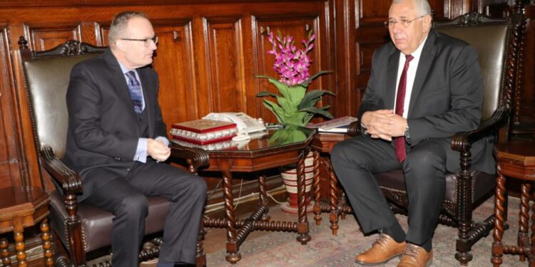 وزير الزراعة