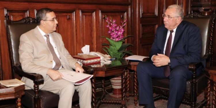 وزير الزراعة