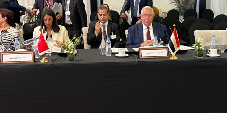 وزير الزراعة يشارك في اجتماع مجلس المحافظين لـ الهيئة العربية للاستثمار والانماء الزراعي 1 وزير الزراعة