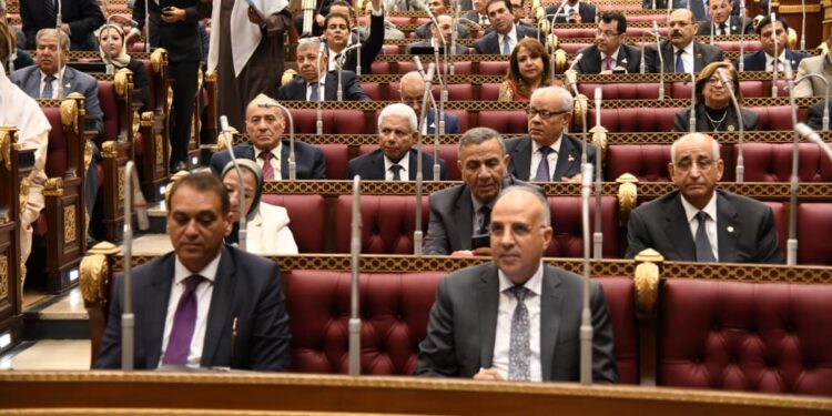 وزير الرى: التحول للري الحديث يستهدف زيادة الإنتاجية المحصولية 1 وزير الرى: التحول للري الحديث يستهدف زيادة الإنتاجية المحصولية