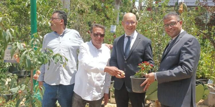 سفير المجر بالقاهرة يزور المتحف الزراعي ويتفقد معرض زهور الربيع 1 سفير المجر بالقاهرة يزور المتحف الزراعي ويتفقد معرض زهور الربيع