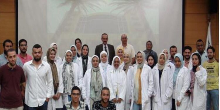 الأغذية والأعلاف يواصل الإفراج عن مستلزمات الانتاج في الموانىء 1 الأغذية والأعلاف يواصل الإفراج عن مستلزمات الانتاج في الموانىء