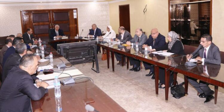 القصير يوجه بتقديم كل الدعم لـ الوحدات البيطرية في المحافظات 1 القصير يوجه بتقديم كل الدعم لـ الوحدات البيطرية في المحافظات