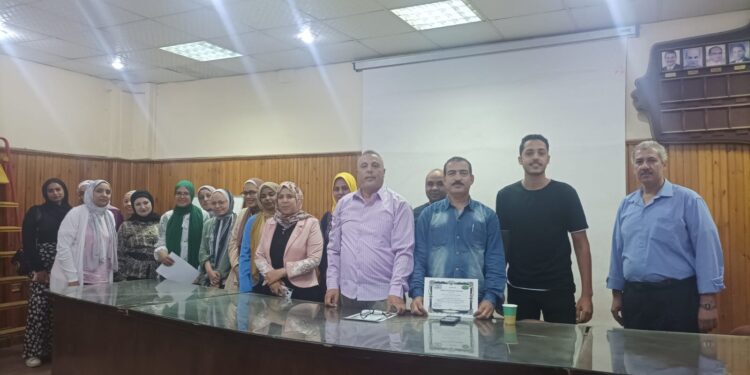 "أمراض النباتات" ينظم دورة تدريبية حول أهمية التكنولوجيا الحيوية في مكافحة الآفات الزراعية والأمراض النباتية   1 أمراض النباتات