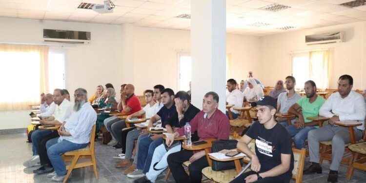 معمل الثروة السمكية يختتم دورة "أساسيات التغذية في المزارع السمكية 1 الثروة السمكية