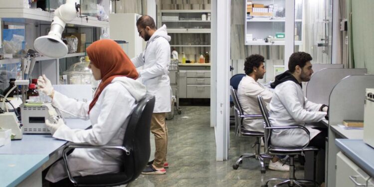 المعمل المركزي للمبيدات ودوره في الحفاظ على المحاصيل الزراعية 1 المعمل المركزي للمبيدات