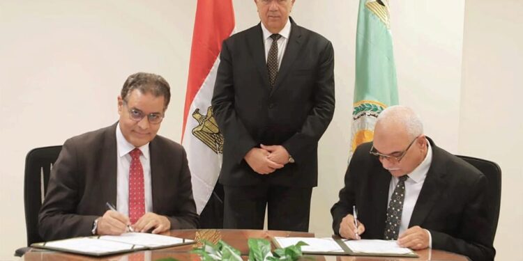 "الزراعة" و"الاستشعار من البعد" يوقعان بروتوكول تعاون لحصر وتصنيف المساحات المنزرعة باستخدام الذكاء الاصطناعي 1 الزراعة