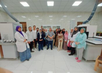 الأراضي والمياه