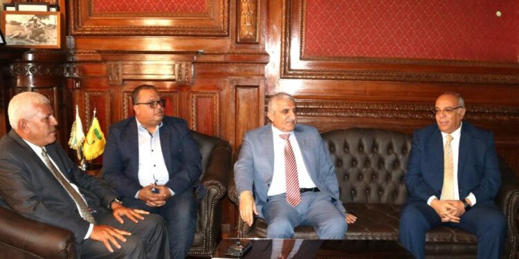 بحوث الصحراء وأكساد يبحثان سبل التعاون المشترك 1 بحوث الصحراء وأكساد يبحثان سبل التعاون المشترك