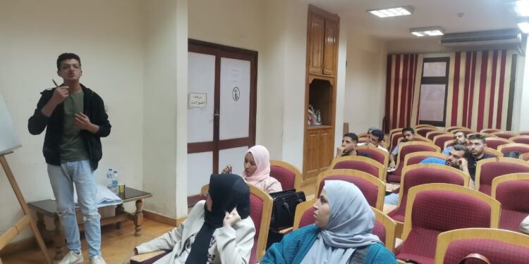 "المعيار العالمي لسلامة الغذاء" برنامج تدريبي بتكنولوجيا الأغذية 1 سلامة الغذاء