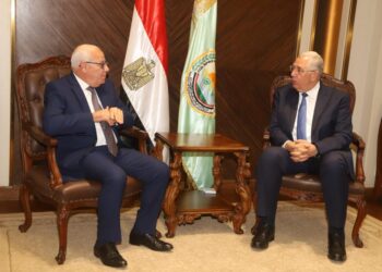 وزير الزراعة ومحافظ بورسعيد يتابعان جهود تقنين الأراضي بالمحافظة