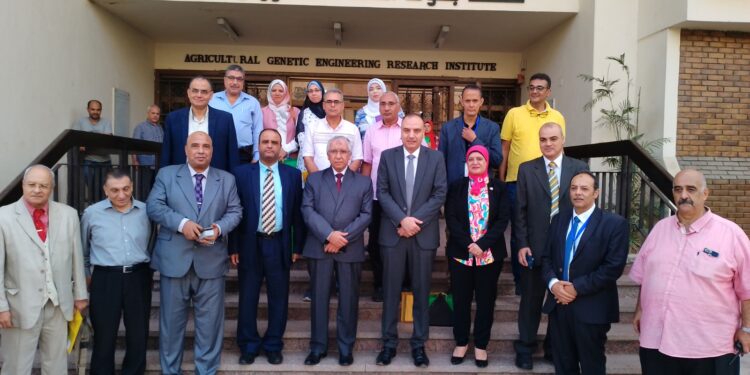 حصاد الأنشطة البحثية والخدمية والإرشادية لمعهد أمراض النباتات خلال شهر أكتوبر 1 حصاد الأنشطة البحثية والخدمية والإرشادية لمعهد أمراض النباتات خلال شهر أكتوبر