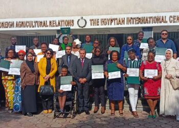 الزراعة تعلن تخريج 22 متدربا من 14 دولة إفريقية