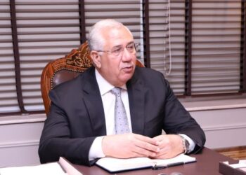 القصير: تغير المناخ يمثل تهديداً وجودياً للكثير من الدول والمجتمعات 6 تغير المناخ