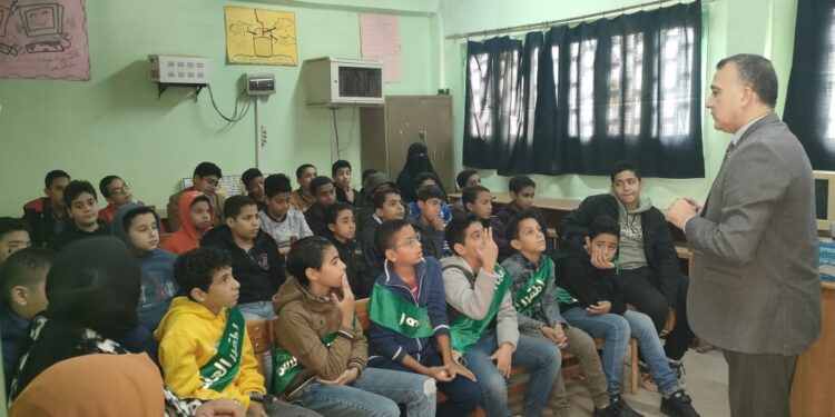 د.مجدي السماحي يُحاضر عن الذكاء الاصطناعي بمدرسة سخا الإعدادية بنين 1 الذكاء الاصطناعي