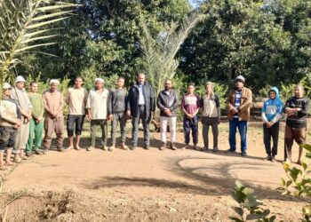 المعمل المركزي للنخيل ينظم يوم حقلي بقرية أبا الوقف بمغاغة