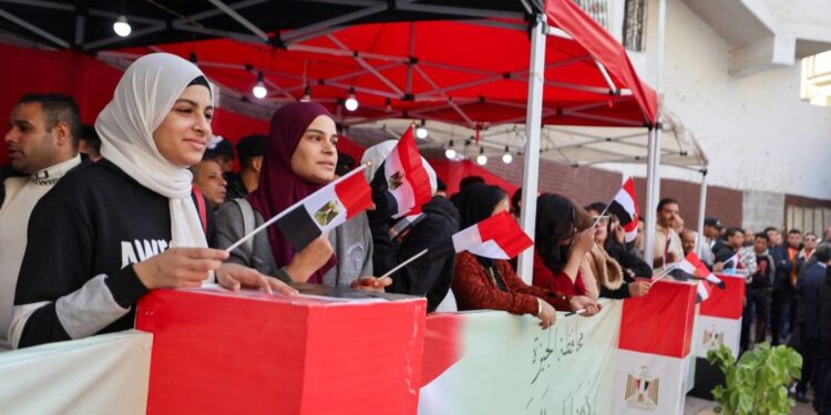 "عاطف حلمي": الانتخابات الرئاسية كشفت ثوابت الشخصية المصرية وأبطلت رهانات قوى الشر 1 الانتخابات الرئاسية