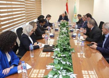 وزير الزراعة يبحث مع وفد منظمة التعاون الاقتصادي والتنمية التعاون المشترك والاستفادة من التجارب الزراعية الناجحة 4 وزير الزراعة