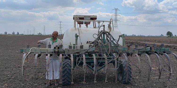 حقن التربة بالأمونيا.. فوائدها ومزاياها لزراعة القمح واشتراطات تطبيقها 1 حقن التربة بالأمونيا