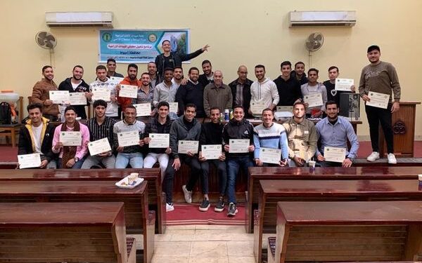 مطبقي المبيدات .. زراعة أسيوط ومحطة البحوث تنظمان تدريبا للشباب 1 مطبقي المبيدات