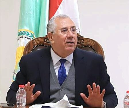 وزير الزراعة يعقد اجتماعا موسعا لمتابعة المشروع القومي لزراعة قصب السكر بنظام الشتلات 1 وزير الزراعة يعقد اجتماعا موسعا لمتابعة المشروع القومي لزراعة قصب السكر بنظام الشتلات