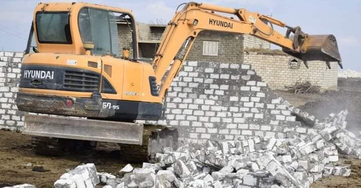 الموجة 22 لحملة إزالة التعديات تواصل أعمالها بمحافظة بورسعيد 1 الموجة 22 لحملة إزالة التعديات