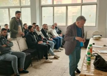 مطبقي المبيدات