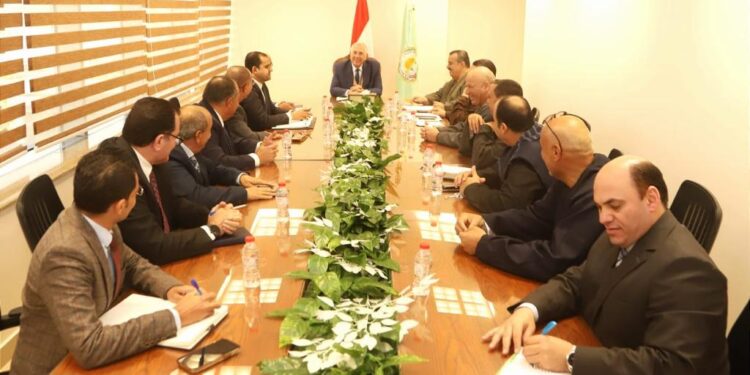 وزير الزراعة يبحث تعزيز دور التعاونيات الزراعية في دعم الفلاح والمزارع المصري 1 التعاونيات الزراعية