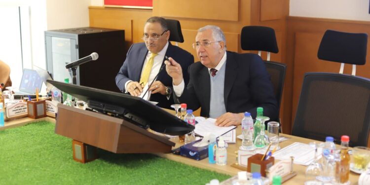 وزير الزراعة يشكر أعضاء مركز تخطيط أراضي الدولة لإنجازاتهم الملموسة خلال 2023 1 الوطني لتخطيط الأراضي