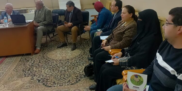 الزراعة تنظم أول ندوة تدريبية للأخصائيين والمرشدين في بني سويف على الممارسات الحديثة في زراعة القطن