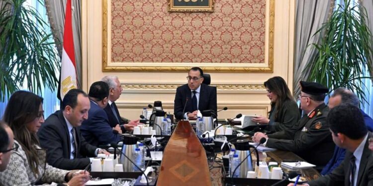 رئيس الوزراء يُوجه بخطة متكاملة لزيادة زراعات الذرة وفول الصويا لتوفير الأعلاف 1 رئيس الوزراء يُوجه بخطة متكاملة لزيادة زراعات الذرة وفول الصويا لتوفير الأعلاف
