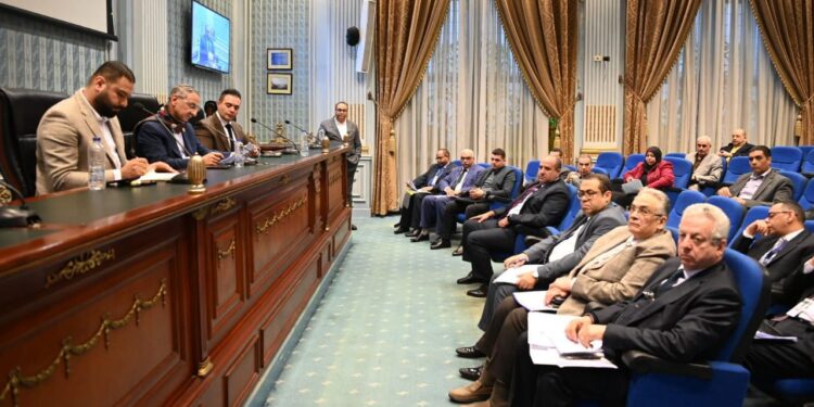 الزراعة للنواب: توافر أرصدة أسمدة لدى الجمعيات تفوق 1000 طن 1 الزراعة للنواب: توافر أرصدة أسمدة لدى الجمعيات تفوق 1000 طن